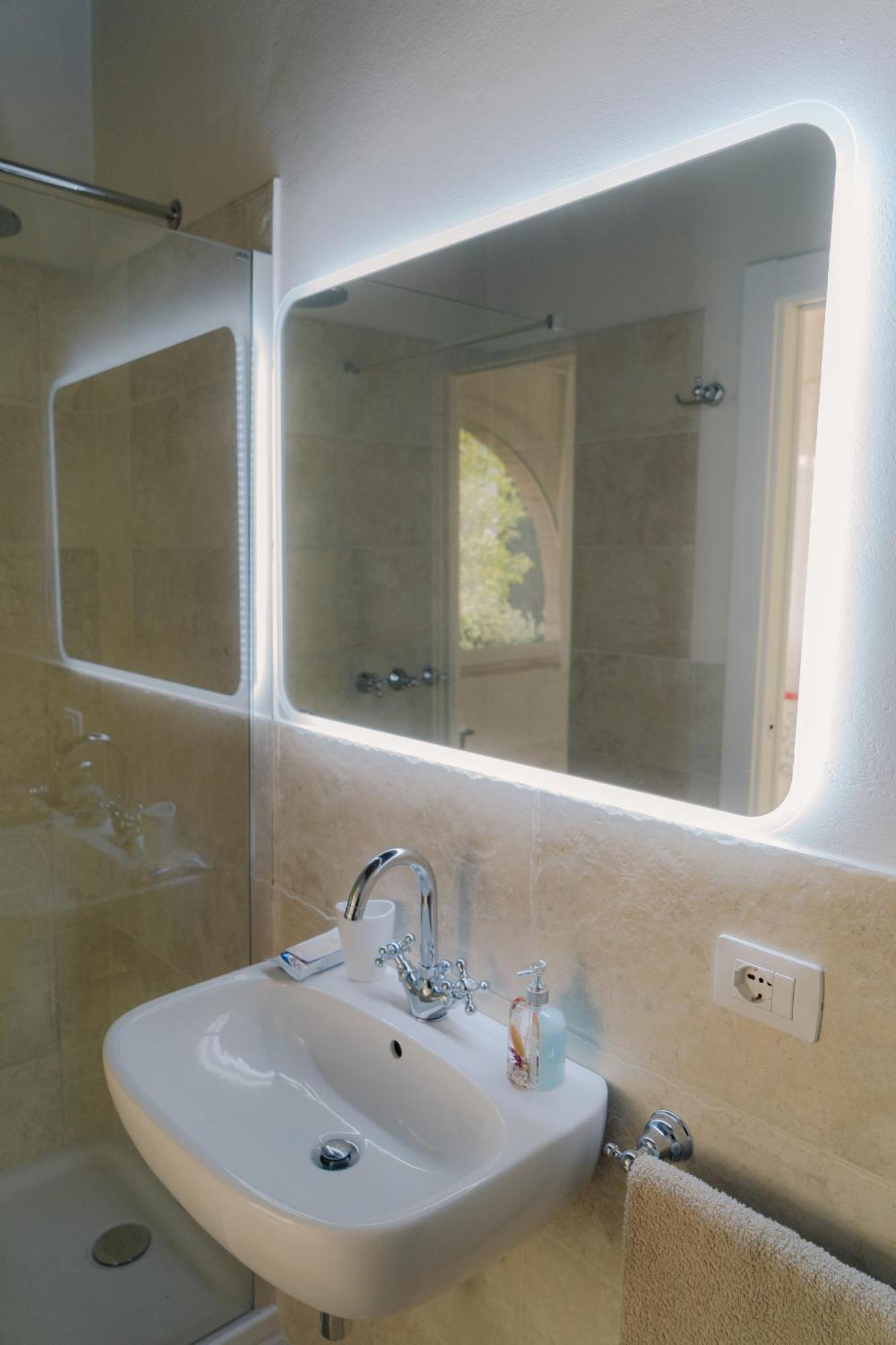 Nontiscordardime B&B Villa Agriturismo Civitanova Marche Eksteriør billede